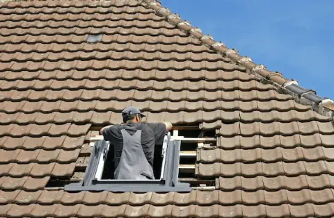 Pose de velux - Saint-Setiers